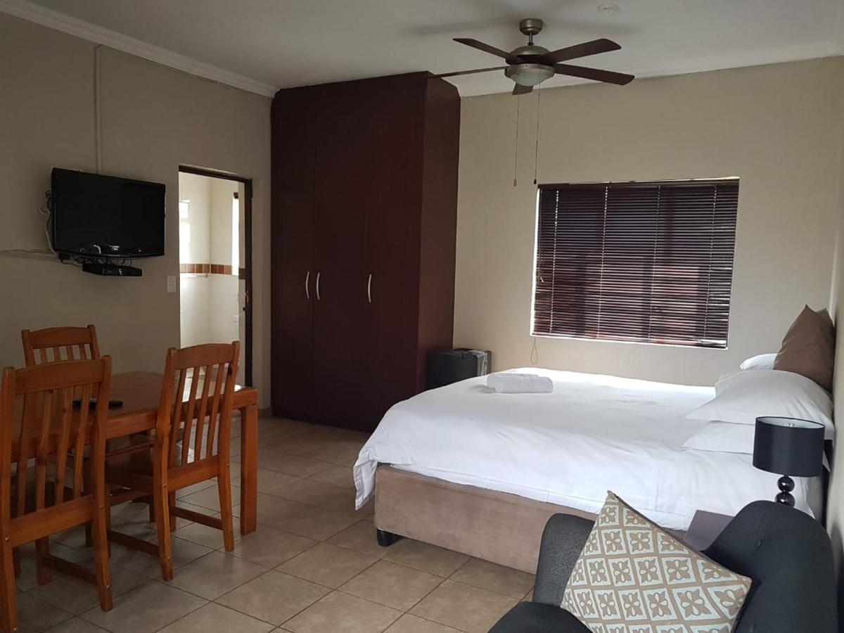 Private Apartments & Biz Stays פרטוריה מראה חיצוני תמונה