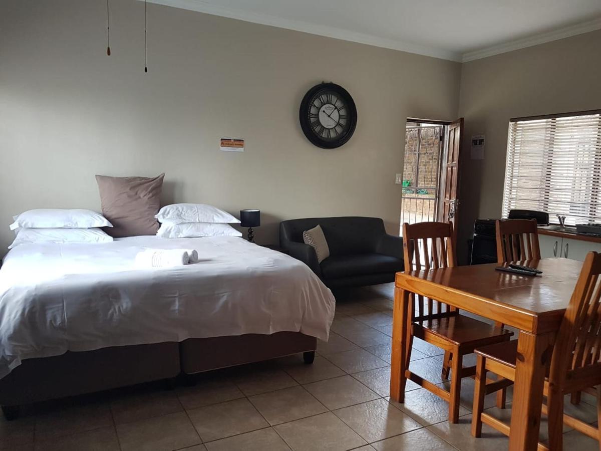 Private Apartments & Biz Stays פרטוריה מראה חיצוני תמונה