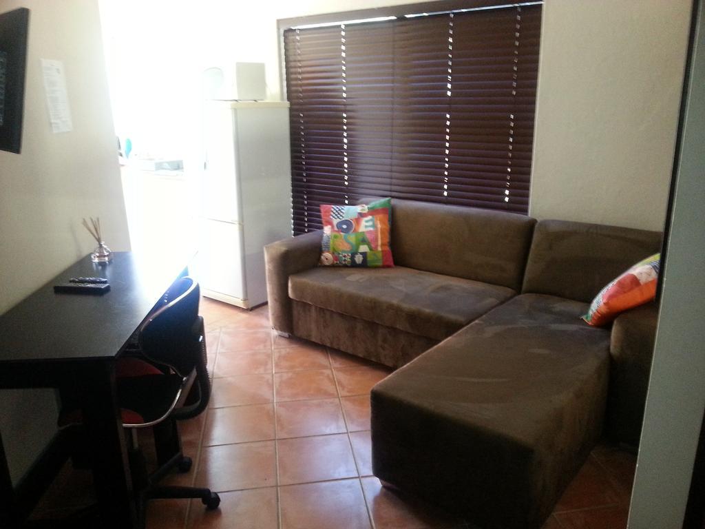 Private Apartments & Biz Stays פרטוריה מראה חיצוני תמונה