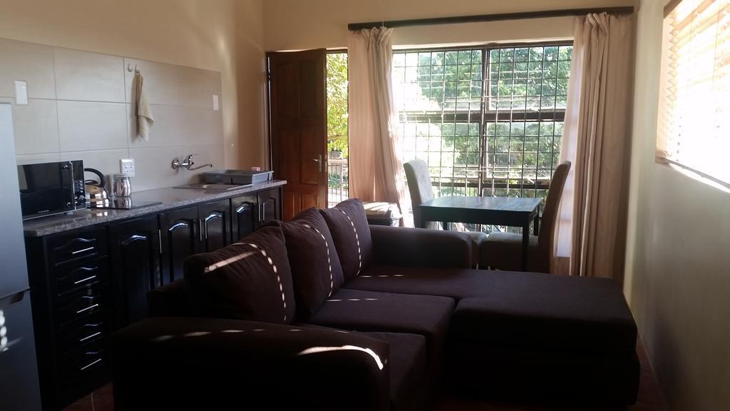 Private Apartments & Biz Stays פרטוריה מראה חיצוני תמונה