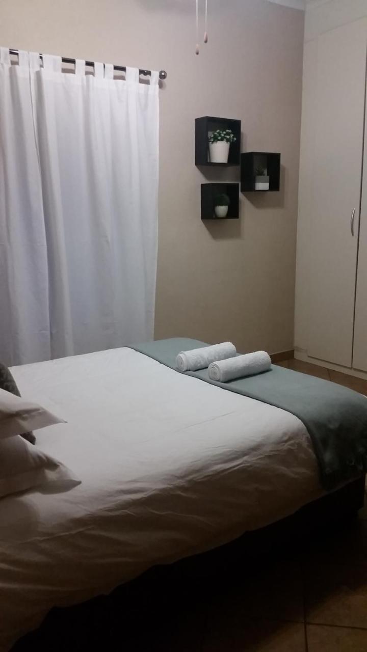 Private Apartments & Biz Stays פרטוריה מראה חיצוני תמונה