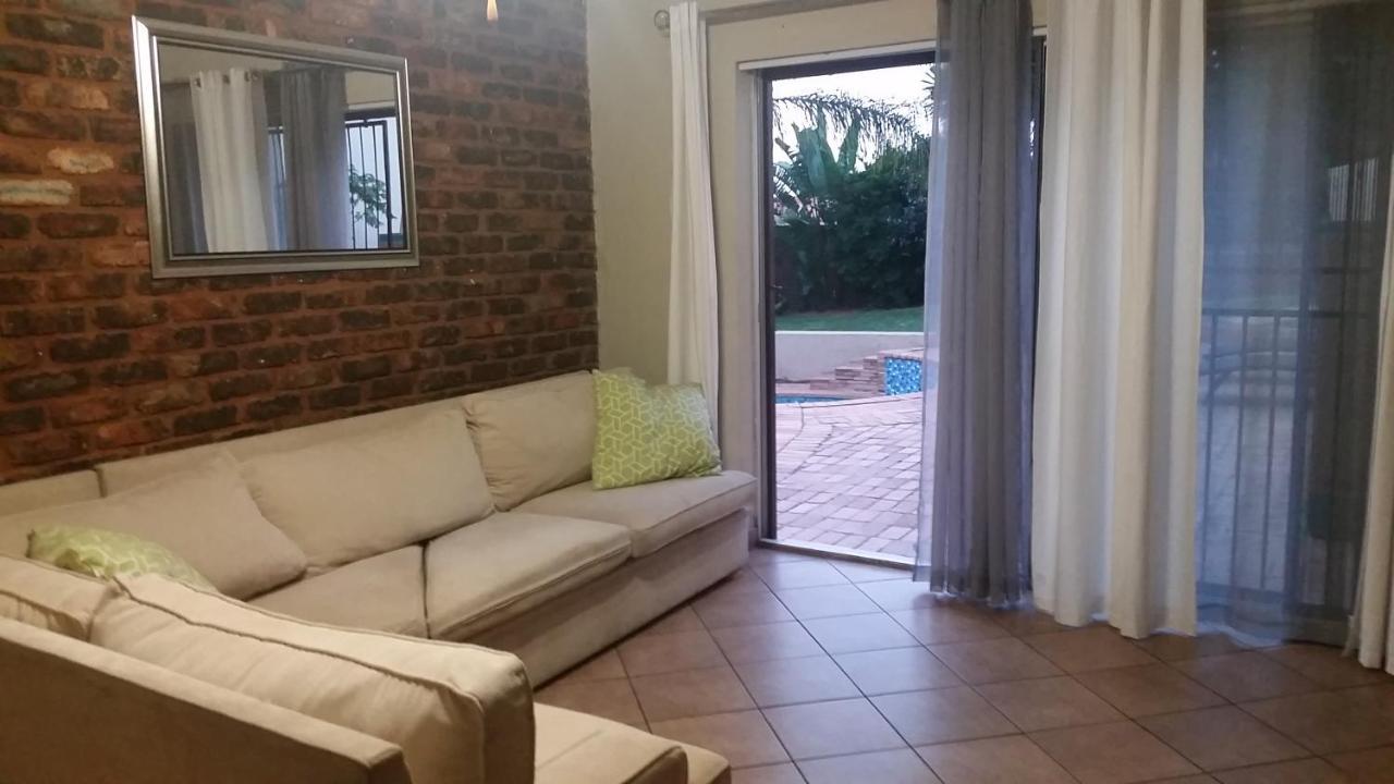 Private Apartments & Biz Stays פרטוריה מראה חיצוני תמונה